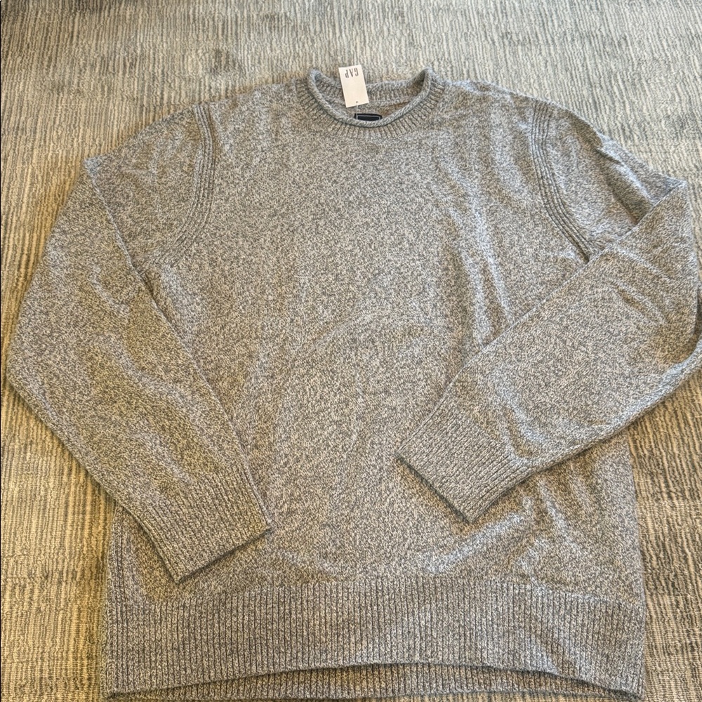 GAP Men's Heather Gray Crewneck Sweater